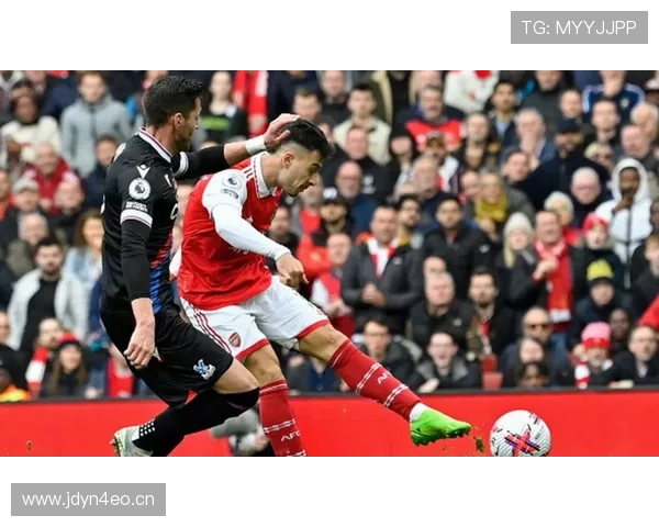 利物浦进攻流畅背后选择问题显现,当前阶段对球队表现造成影响 利物浦进攻流畅背后选择问题显现,当前阶段对球队表现造成影响