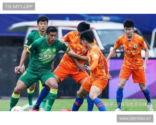 场内场外犯规判罚有何不同？裁判视角全解析